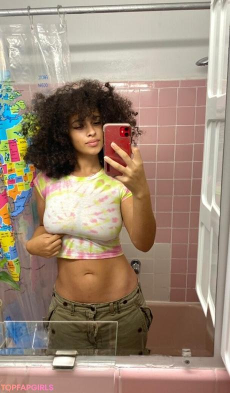 Sarina nude leaked OnlyFans photo #69
