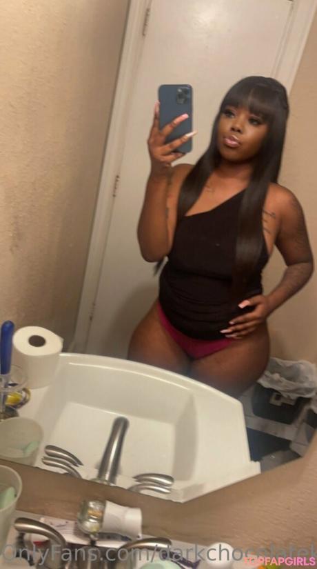 Darkchocolatekaay nude leaked OnlyFans photo #24