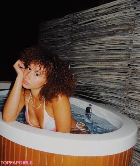 Talia nude leaked OnlyFans photo #1