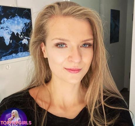 Sintica nude leaked OnlyFans photo #12