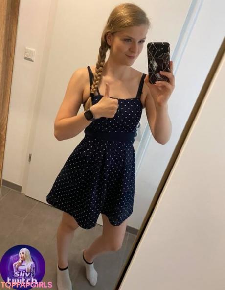 Sintica nude leaked OnlyFans photo #13