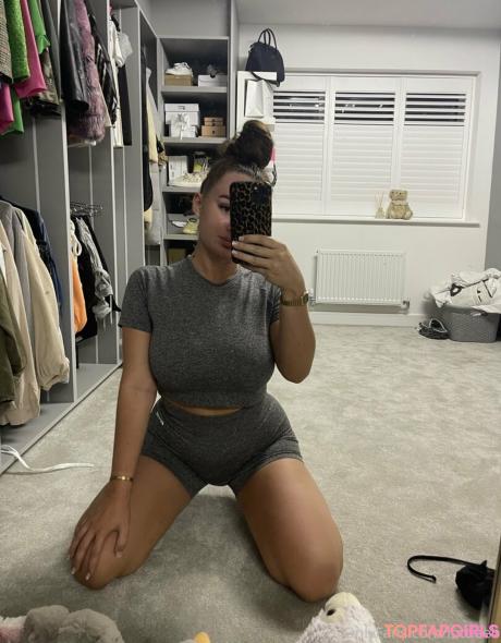Lottieeb nude leaked OnlyFans photo #5