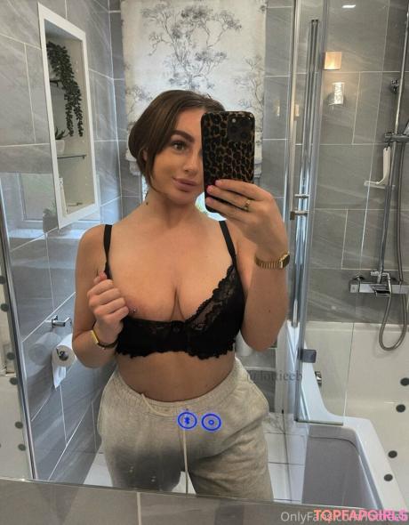 Lottieeb nude leaked OnlyFans photo #8