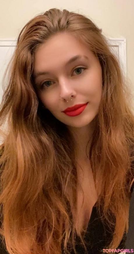 Lydialoverenae nude leaked OnlyFans photo #1