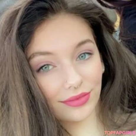 Lydialoverenae nude leaked OnlyFans photo #5