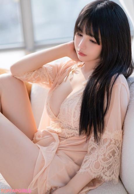 Aninnyan nude leaked OnlyFans photo #295