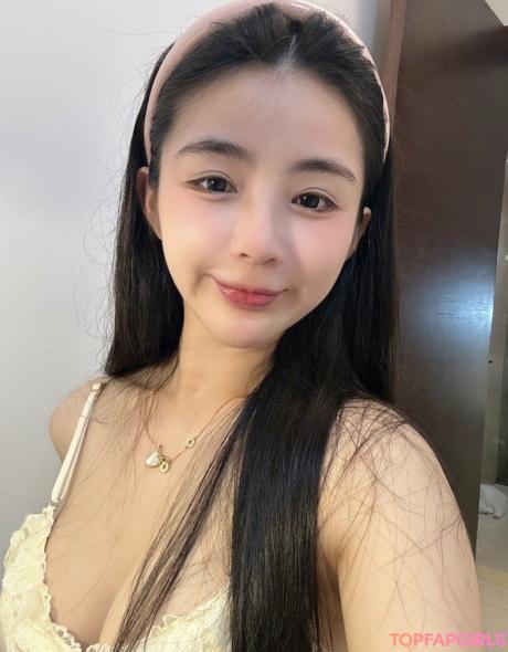 Aninnyan nude leaked OnlyFans photo #417