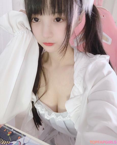 Aninnyan nude leaked OnlyFans photo #523
