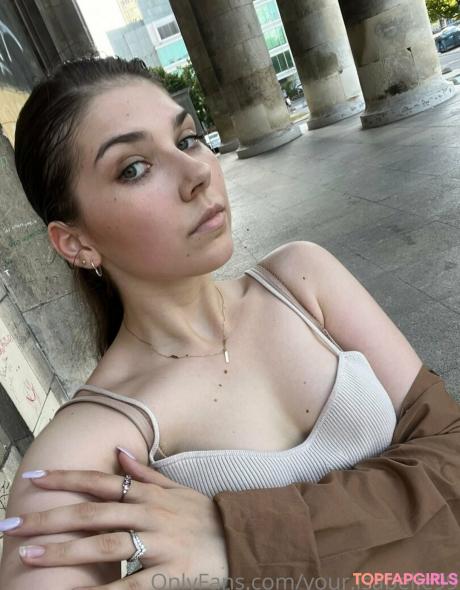 Your.isabelle99 nude leaked OnlyFans photo #32
