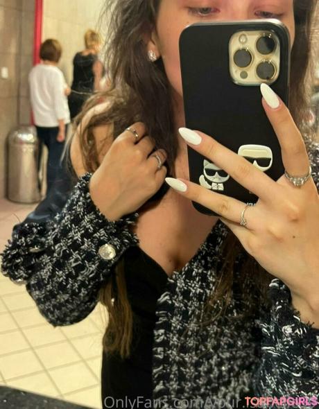 Your.isabelle99 nude leaked OnlyFans photo #43