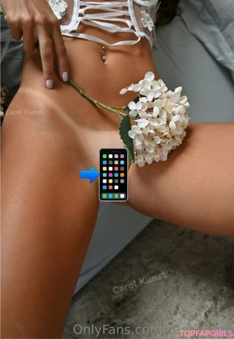 Carolkunst nude leaked OnlyFans photo #40