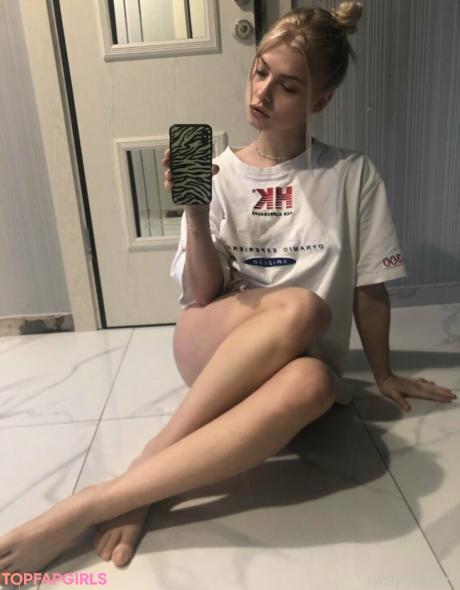Nastymazhara nude leaked OnlyFans photo #8
