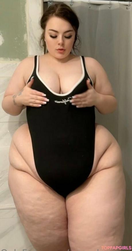 Peacchyqueenn nude leaked OnlyFans photo #44