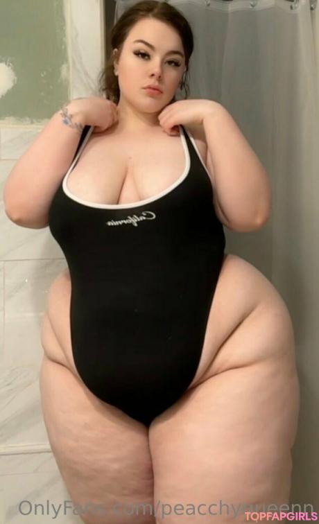 Peacchyqueenn nude leaked OnlyFans photo #45