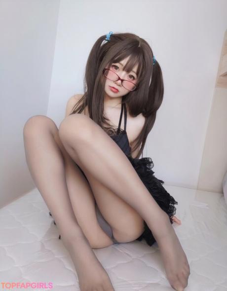 YaoYaoQwQ nude leaked OnlyFans photo #478