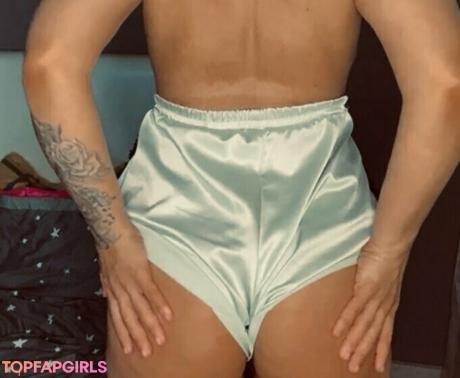Hotwifeliza nude leaked OnlyFans photo #2