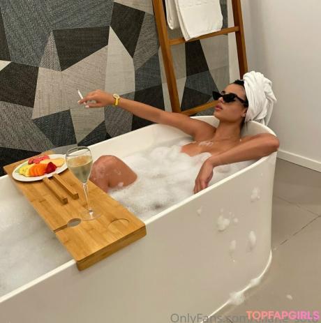 Eliane nude leaked OnlyFans photo #24