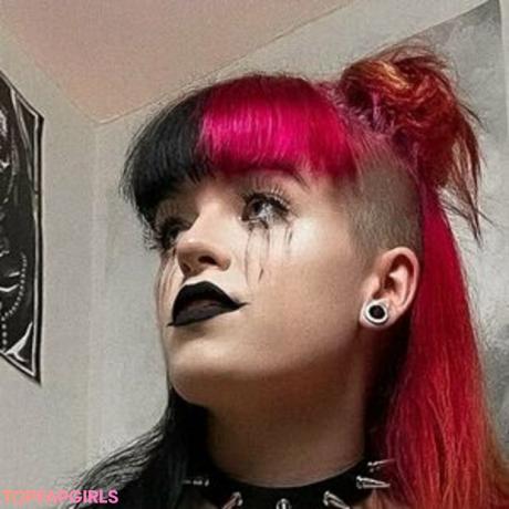Chlojsh nude leaked OnlyFans photo #16
