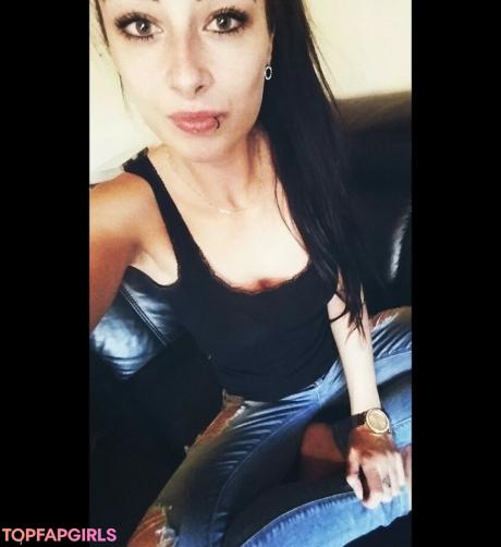 Lizzzyfox nude leaked OnlyFans photo #33