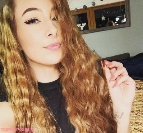 Lizzzyfox nude leaked OnlyFans photo #37
