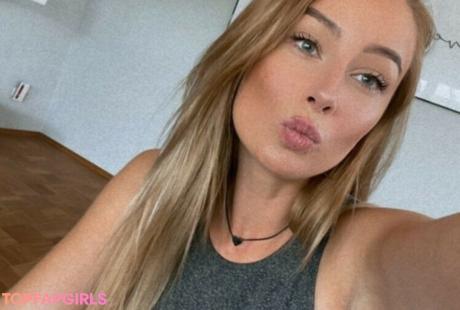 Lizzzyfox nude leaked OnlyFans photo #56