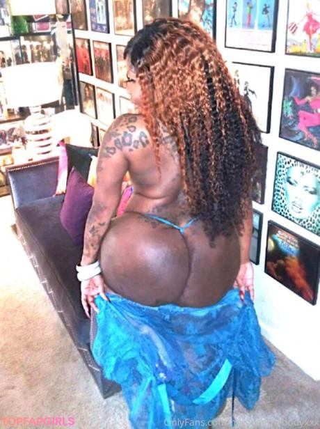 Mizzbeethebodyxxx nude leaked OnlyFans photo #30