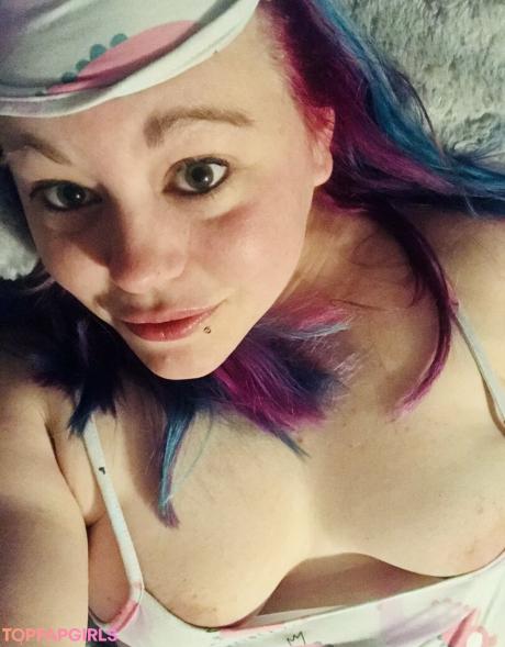 Yourgalphronia nude leaked OnlyFans photo #10
