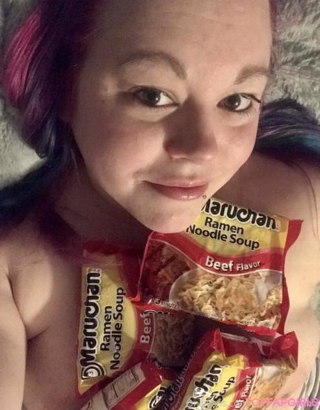 Yourgalphronia nude leaked OnlyFans photo #15