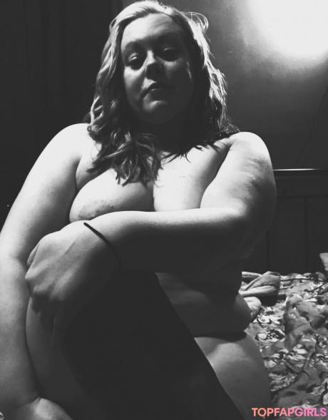 Yourgalphronia nude leaked OnlyFans photo #9