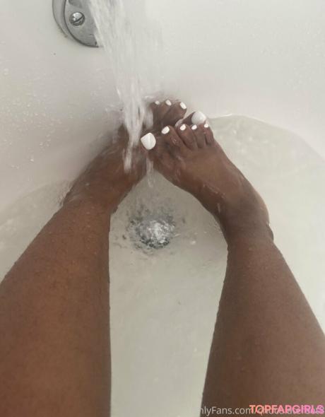 Chocolatefeet8 nude leaked OnlyFans photo #23