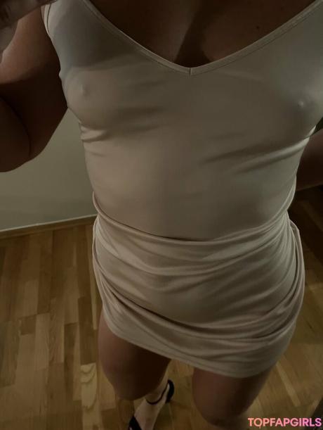 Norwegianprincess96 nude leaked OnlyFans photo #5