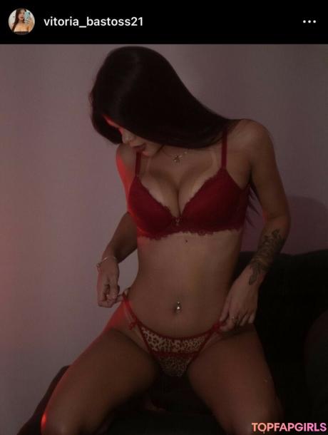 Vitoria nude leaked OnlyFans photo #2