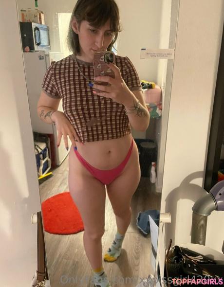 Xxpissgirl420xx nude leaked OnlyFans photo #50