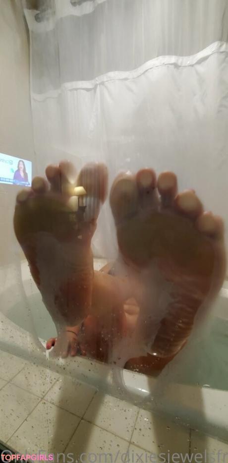 Dixiesjewelsfree nude leaked OnlyFans photo #18