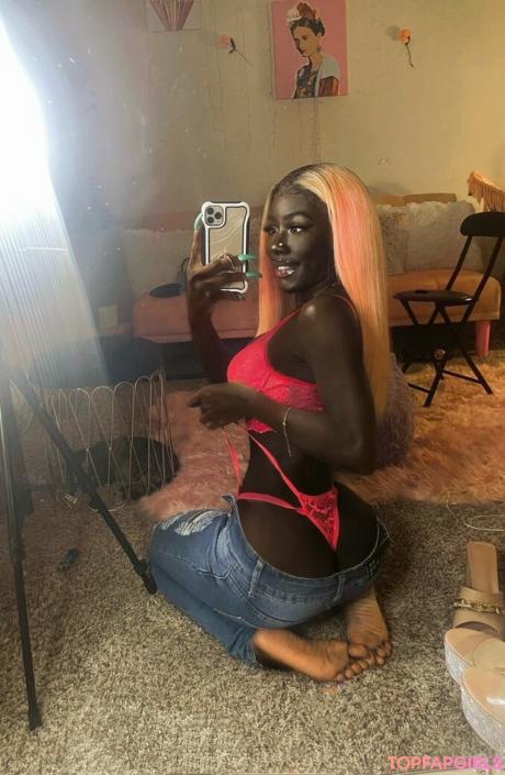 Lazelle nude leaked OnlyFans photo #14