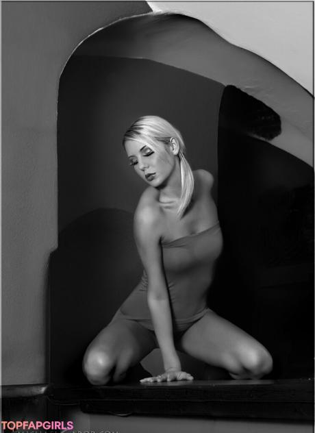 Carina nude leaked OnlyFans photo #68