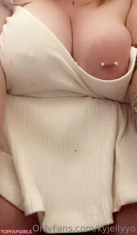 Kyjellyyo nude leaked OnlyFans photo #75