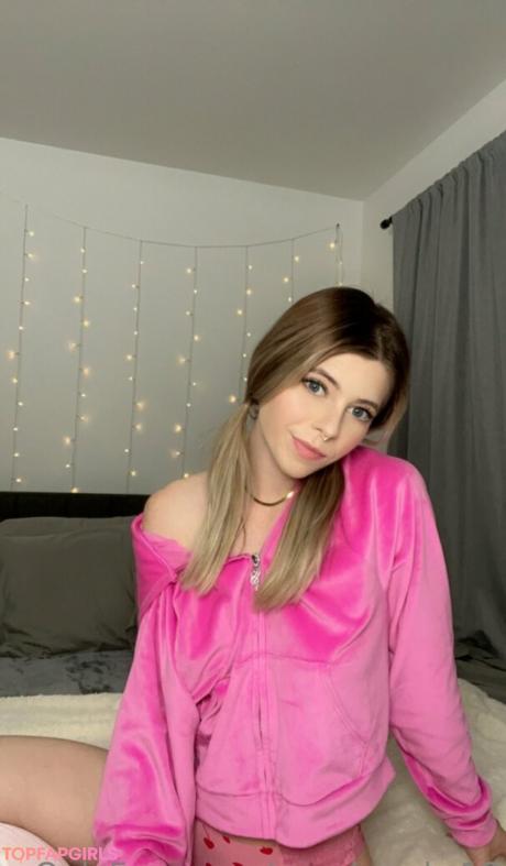 Zoeybrooks18 nude leaked OnlyFans photo #50
