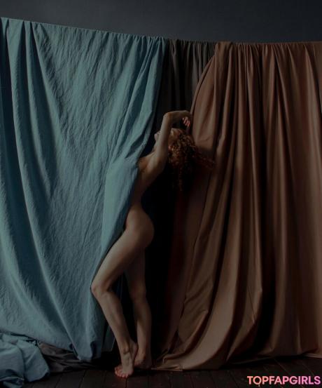 Alina nude leaked OnlyFans photo #2