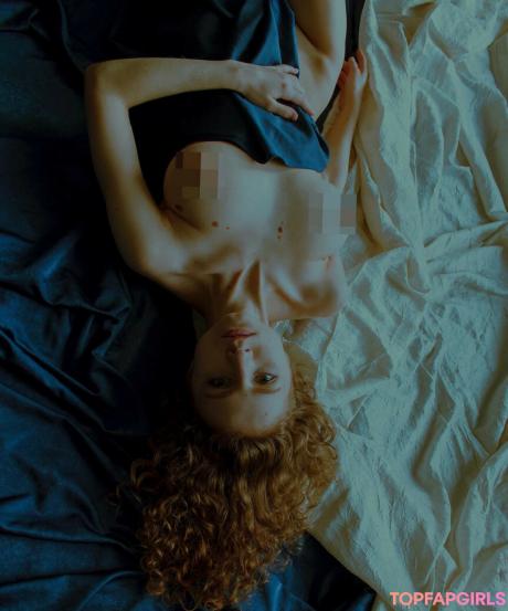 Alina nude leaked OnlyFans photo #5