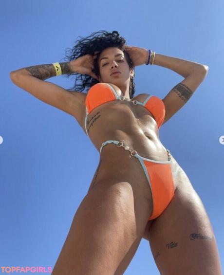 Yeinly nude leaked OnlyFans photo #20