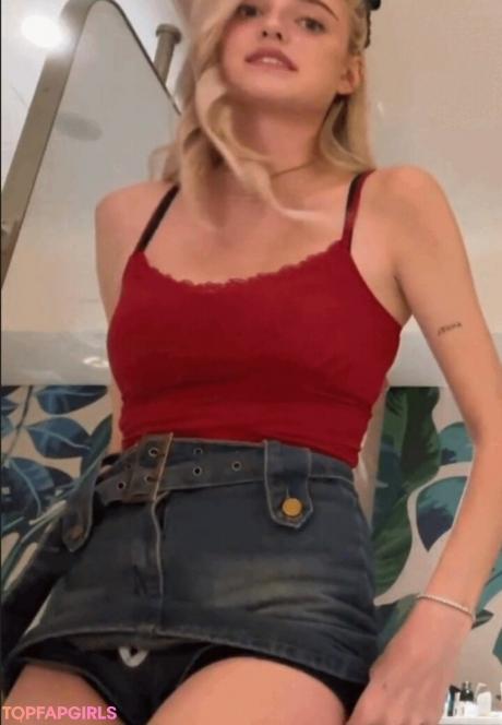 Honeypuu nude leaked OnlyFans photo #17