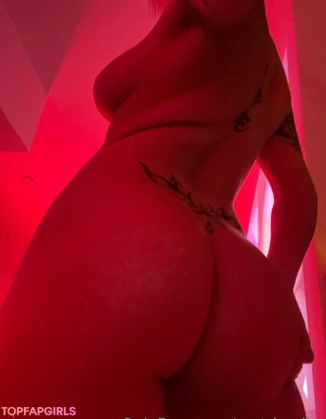 Matrixmika nude leaked OnlyFans photo #487