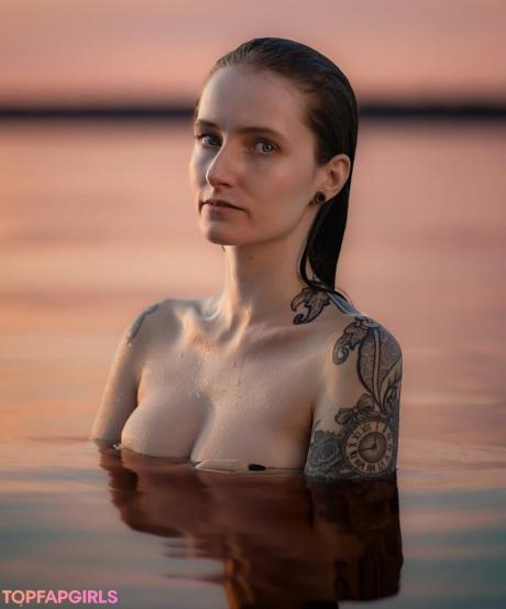 Lisa.hates.you nude leaked OnlyFans photo #2