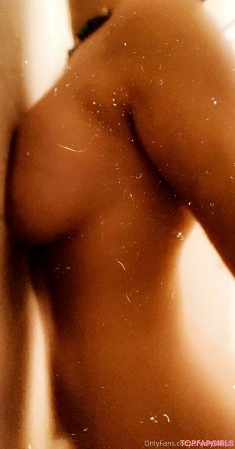 Shy nude leaked OnlyFans photo #6