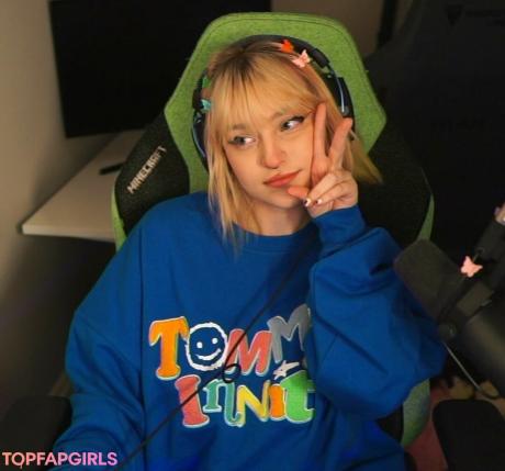 Nihachu nude leaked OnlyFans photo #1