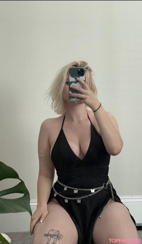 Nihachu nude leaked OnlyFans photo #31