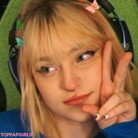 Nihachu nude leaked OnlyFans photo #5