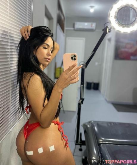 Larissa nude leaked OnlyFans photo #37