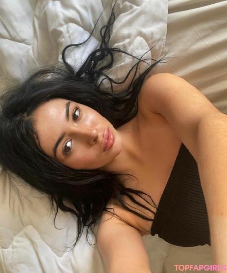 Nidakhan nude leaked OnlyFans photo #12